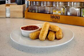 TRU BY Hilton Galveston