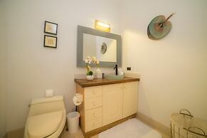 Bella Vista 4A 3 bdr 3 Bath Ocean View