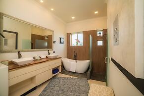 Bella Vista 4A 3 bdr 3 Bath Ocean View