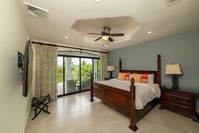 Casa Patron 6 bdr Private Home With Pool and Game Room