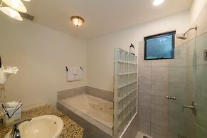 Casa Patron 6 bdr Private Home With Pool and Game Room