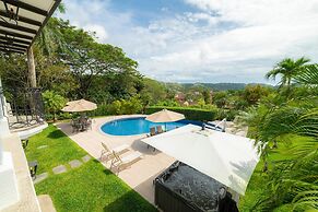 Casa Patron 6 bdr Private Home With Pool and Game Room