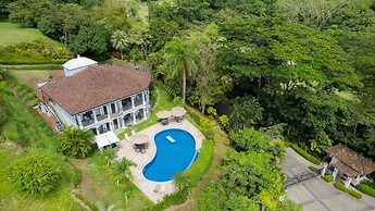 Casa Patron 6 bdr Private Home With Pool and Game Room