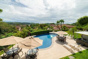Casa Patron 6 bdr Private Home With Pool and Game Room