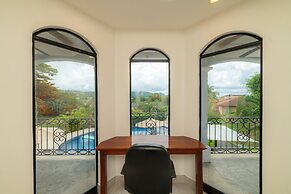 Casa Patron 6 bdr Private Home With Pool and Game Room