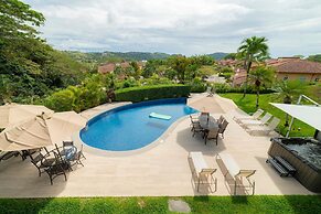 Casa Patron 6 bdr Private Home With Pool and Game Room