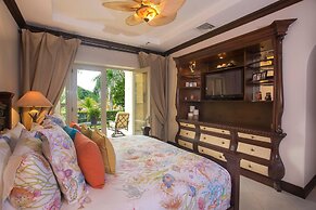 Bella Vista 3F- 3 bdr 3 1 2 Bath Family