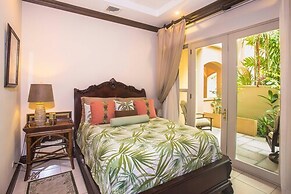 Bella Vista 3F- 3 bdr 3 1 2 Bath Family