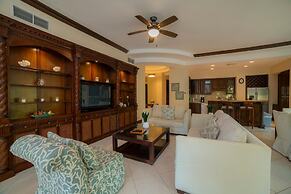 Bella Vista 3F- 3 bdr 3 1 2 Bath Family