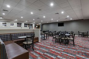 MainStay Suites Lexington I-75