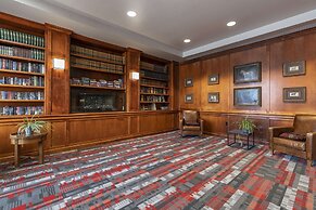 MainStay Suites Lexington I-75