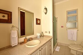 Bella Vista 4B - 3 bdr -3 1 2 Bath Ocean View