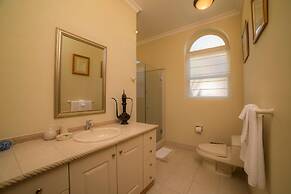 Bella Vista 4E - 3 bdr 3 1 2 Family