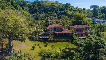 Casa Oasis in Playa Herradura