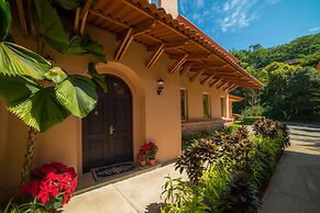 Casa Oasis in Playa Herradura