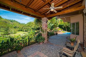 Casa Oasis in Playa Herradura