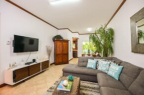 Veranda 1H - 3 bdr 3 Bath Family