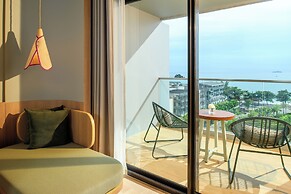 Mercure Rayong Lomtalay Villas & Resort