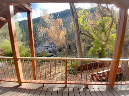 Quiet Mind Lodge Retreat & Spa  Sequoias