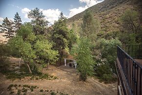Quiet Mind Lodge Retreat & Spa  Sequoias