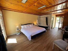 Quiet Mind Lodge Retreat & Spa  Sequoias