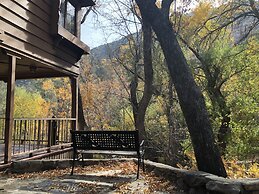 Quiet Mind Lodge Retreat & Spa  Sequoias