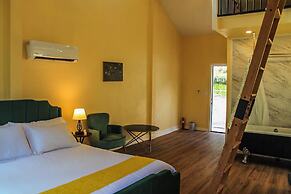 Quiet Mind Lodge Retreat & Spa  Sequoias