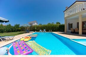 Villa Tsikkos Tessera