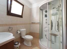 Villa Tsikkos Tessera