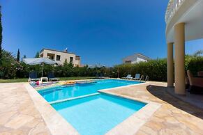 Villa Tsikkos Tessera