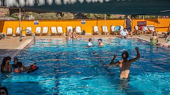 Mantur Metula by Selina