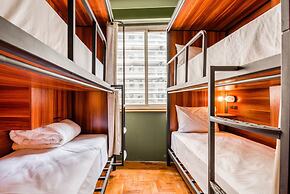 Mantur Metula by Selina