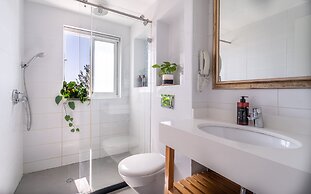 Mantur Metula by Selina