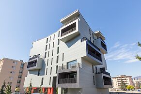 Icon H 307 Suite Micro-living