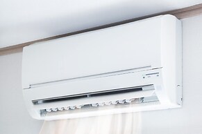 Icon H 502 Suite Business