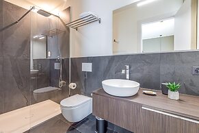 Icon H 502 Suite Business