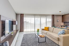 Icon H 502 Suite Business