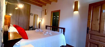 La Pérgola Habitaciones Rústicas