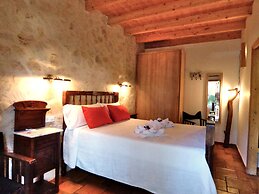 La Pérgola Habitaciones Rústicas