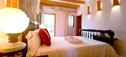 La Pérgola Habitaciones Rústicas