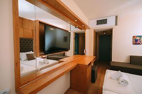 Santa Marina Unique Hotel