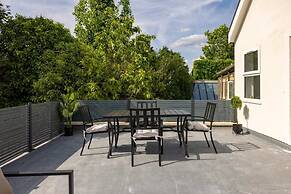 The Battersea Flat - Exquisite 2bdr Flat With Terrace