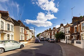 The Battersea Flat - Exquisite 2bdr Flat With Terrace