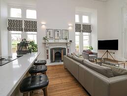 The Myles Suite Stone Cross Mansion