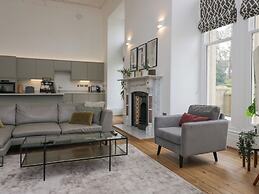 The Myles Suite Stone Cross Mansion