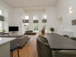 The Myles Suite Stone Cross Mansion