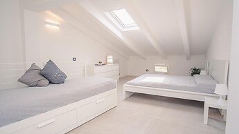 Elide Home Sweet Home - Italian Homing