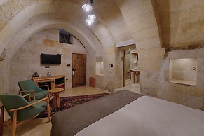 Concept Cave Suites