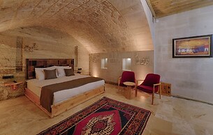 Concept Cave Suites