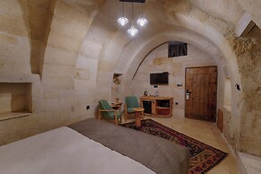 Concept Cave Suites